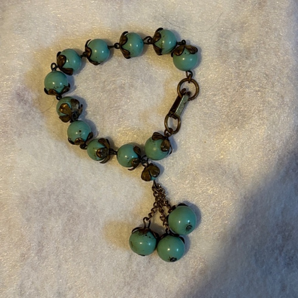 Elegant Turquoise Beaded Bracelet